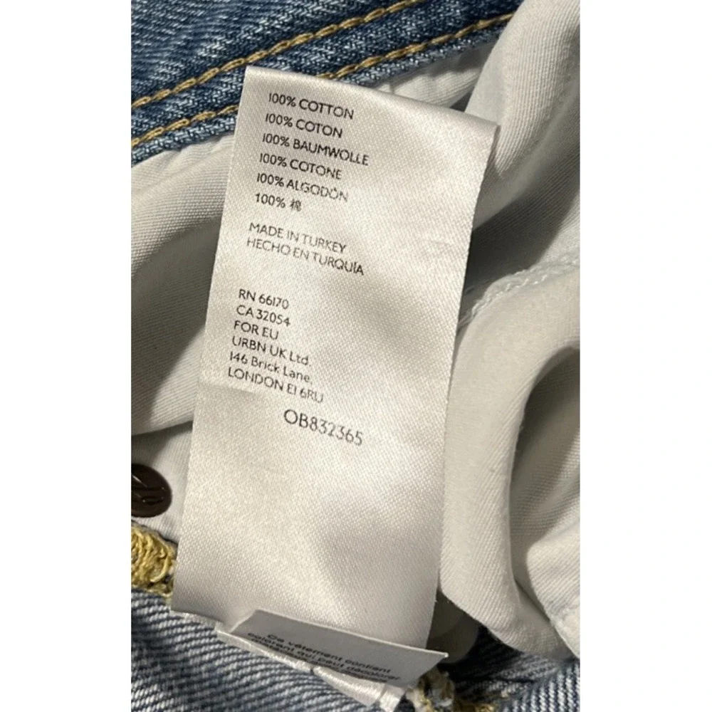 Free People We The Free Maggie Mid Rise Straight Raw Hem Jean SZ 26 (28x28)